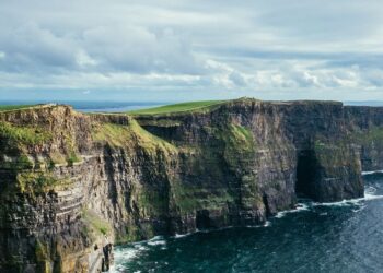 South Africa residents not allowed visa-free journey to Eire